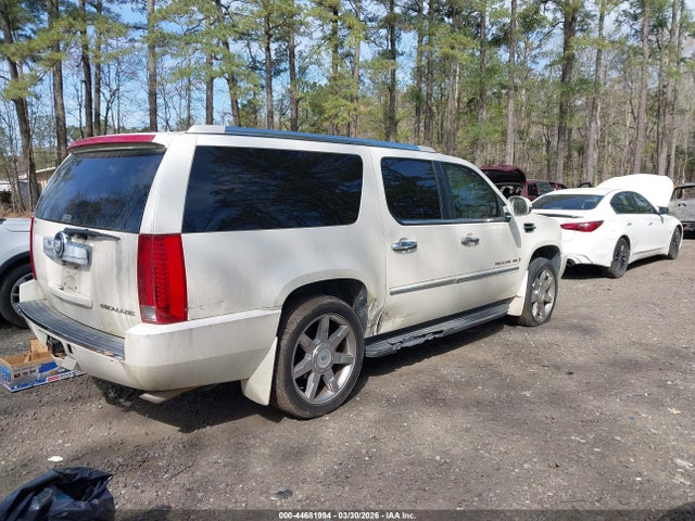 44681994 :رقم المزاد ، 1GYFK668X8R107966 vin ، 2008 Cadillac Escalade Esv Standard مزاد بيع