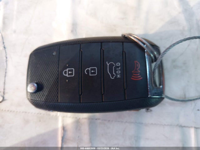 5XYPG4A33KG477142 KIA Sorento 2.4l Lx
