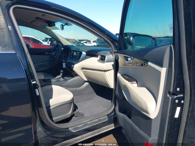5XYPG4A33KG477142 KIA Sorento 2.4l Lx