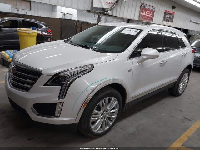 2017 CADILLAC XT5 1GYKNERS2HZ158188 Photo 1