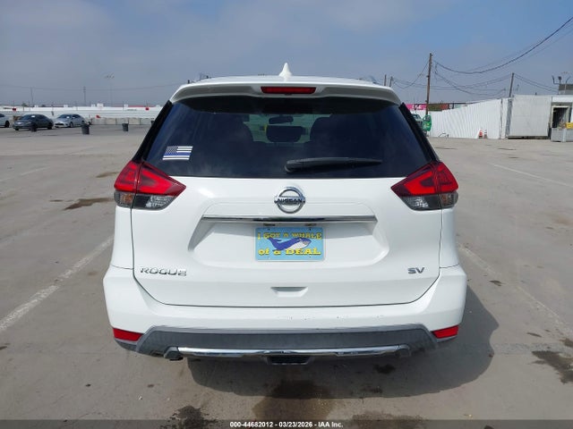 Nissan ROGUE SV 2018 KNMAT2MT6JP587597 Image 17