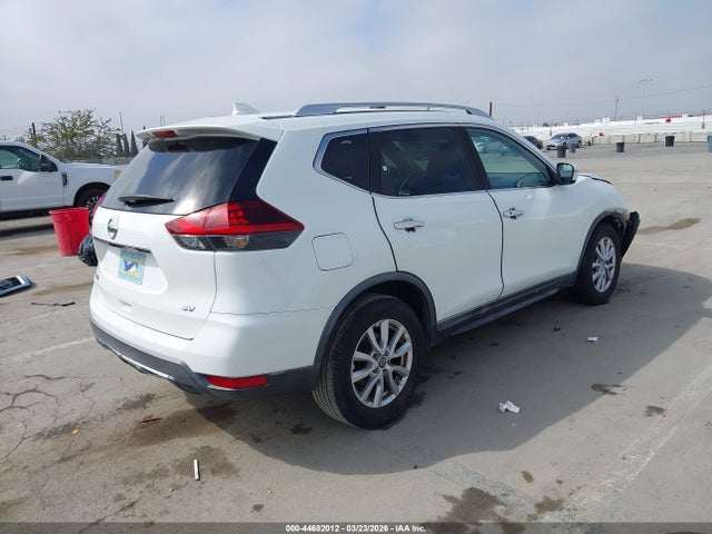 Nissan ROGUE SV 2018 KNMAT2MT6JP587597 Image 4