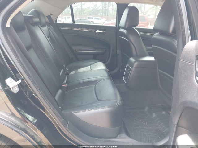 Продаж на аукціоні авто 2016 Chrysler 300 Anniversary Edition, vin: 2C3CCAAG3GH135103, номер лоту: 44682014