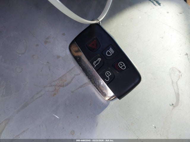 2017 LAND ROVER DISCOVERY SALRRBBK8HA031244 Photo 10