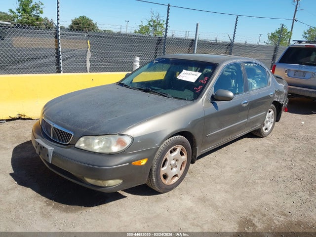 2000 Infiniti I30 Luxury/touring მანქანა იყიდება აუქციონზე, vin: JNKCA31A6YT111695, აუქციონის ნომერი: 44682050
