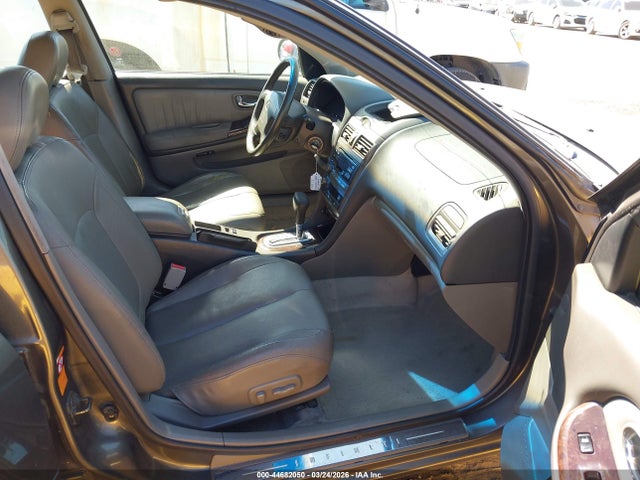 2000 Infiniti I30 Luxury/touring მანქანა იყიდება აუქციონზე, vin: JNKCA31A6YT111695, აუქციონის ნომერი: 44682050