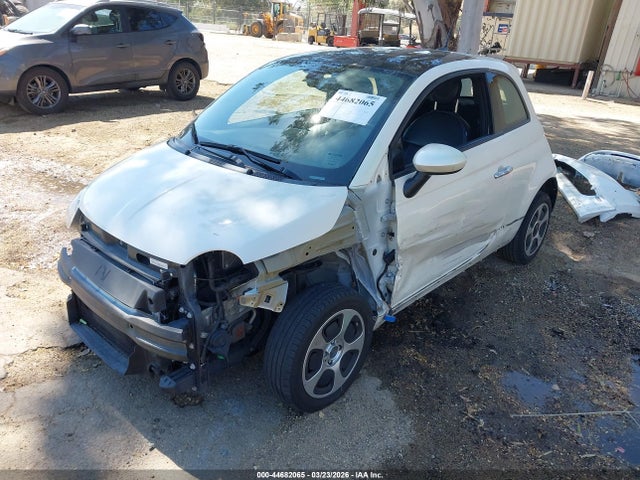 2016 FIAT 500E 3C3CFFGE7GT184208 Photo 1
