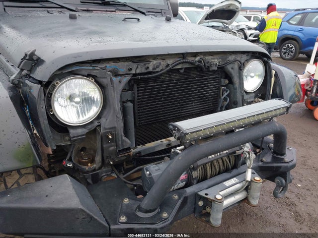 2016 JEEP WRANGLER UNLIMITED 1C4BJWEG1GL263573 Photo 5