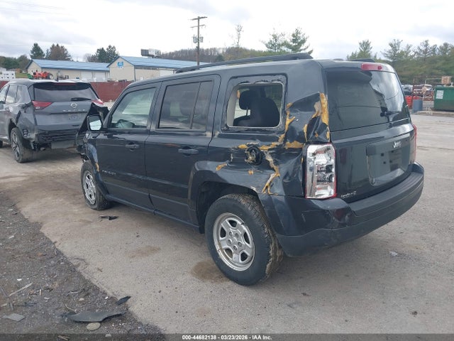 2016 JEEP PATRIOT 1C4NJPBA5GD589437 Photo 2