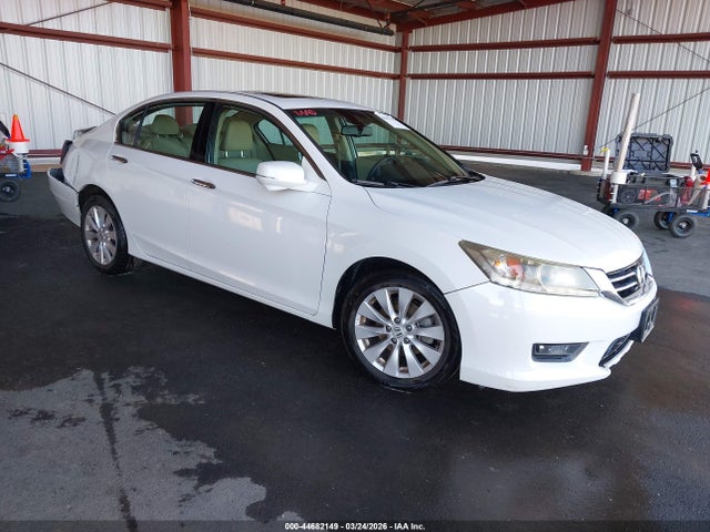 Honda Accord Touring 2015 1HGCR3F95FA034949 main image