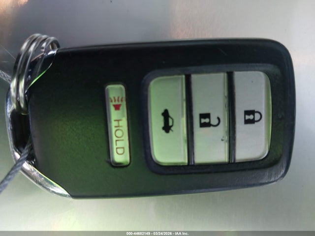 Honda Accord Touring 2015 1HGCR3F95FA034949 Image 11