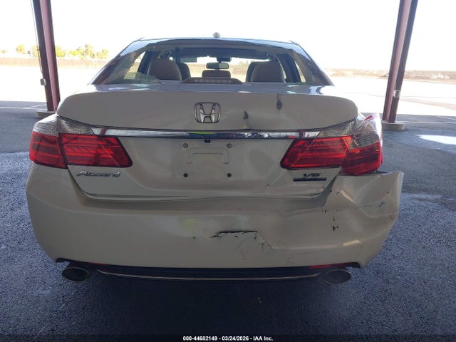 Honda Accord Touring 2015 1HGCR3F95FA034949 Image 6