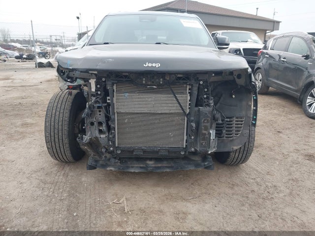 2022 Jeep Grand Cherokee Limited 4x4 მანქანა იყიდება აუქციონზე, vin: 1C4RJHBG8N8633027, აუქციონის ნომერი: 44682161