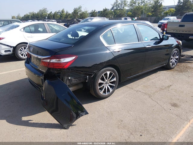 1HGCR2F3XHA293946 Honda ACCORD LX