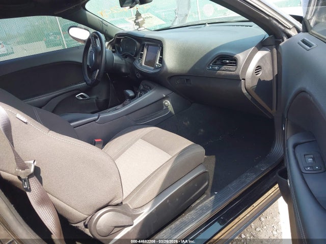 Продажа на аукционе авто 2023 Dodge Challenger Sxt, vin: 2C3CDZAG7PH527478, номер лота: 44682208