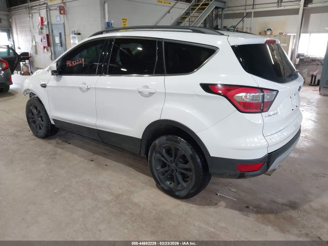 Ford ESCAPE SEL 2018 1FMCU0HD6JUA75557 Image 3
