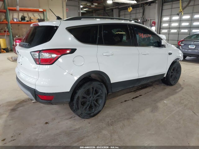 Ford ESCAPE SEL 2018 1FMCU0HD6JUA75557 Image 4
