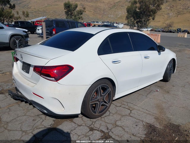 Продаж на аукціоні авто 2019 Mercedes-benz A 220 4matic, vin: WDD3G4FB5KW012711, номер лоту: 44682230