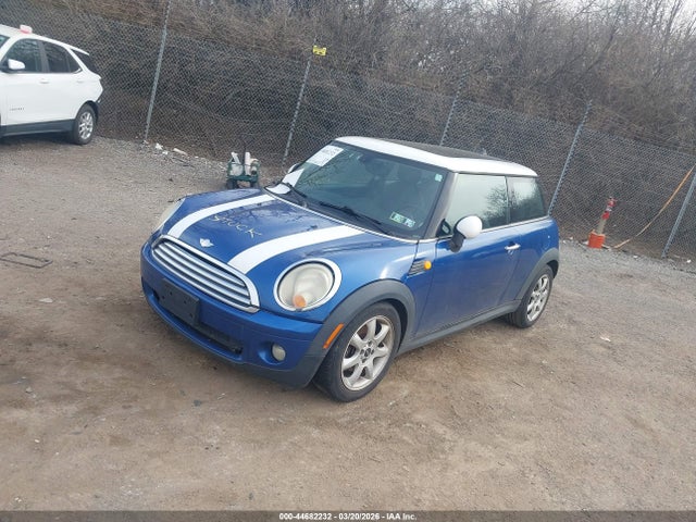 2008 MINI COOPER WMWMF33598TT65907 Photo 1