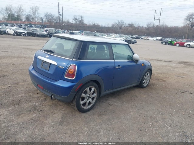 2008 MINI COOPER WMWMF33598TT65907 Photo 3