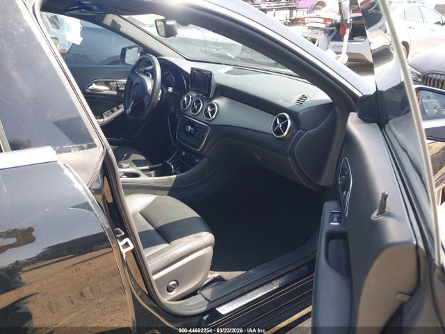 Aukcja sprzedaży 2014 Mercedes-benz Cla 250, vin: WDDSJ4EB2EN052558, numer aukcji: 44682254
