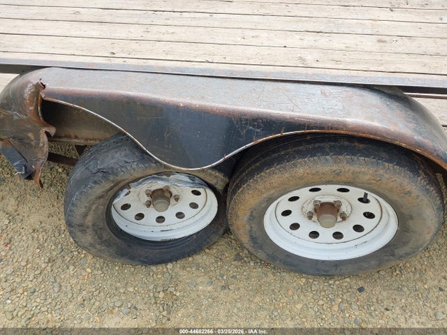 44682266 :رقم المزاد ، 4YMBU162XKG029850 vin ، 2019 Carry On Leonard Utility Trailer مزاد بيع