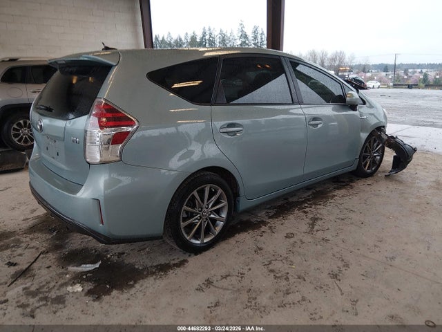 Toyota Prius V Five 2016 JTDZN3EU3GJ045010 Image 4
