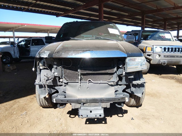5LMJJ3J5XEEL02945 Lincoln NAVIGATOR L