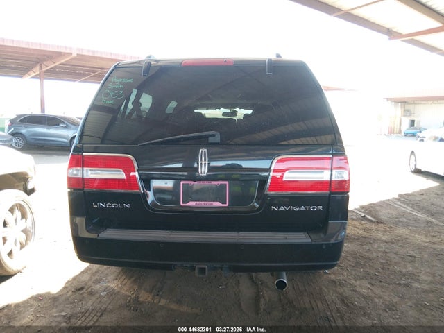 5LMJJ3J5XEEL02945 Lincoln NAVIGATOR L