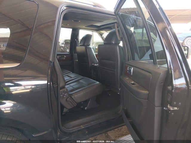 5LMJJ3J5XEEL02945 Lincoln NAVIGATOR L
