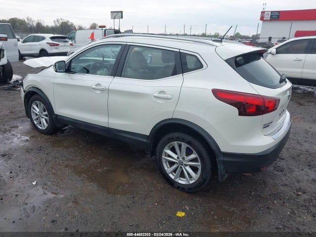 2018 Nissan Rogue Sport Sv მანქანა იყიდება აუქციონზე, vin: JN1BJ1CR5JW286273, აუქციონის ნომერი: 44682302