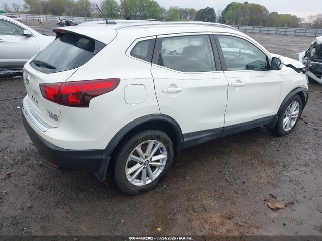 2018 Nissan Rogue Sport Sv მანქანა იყიდება აუქციონზე, vin: JN1BJ1CR5JW286273, აუქციონის ნომერი: 44682302