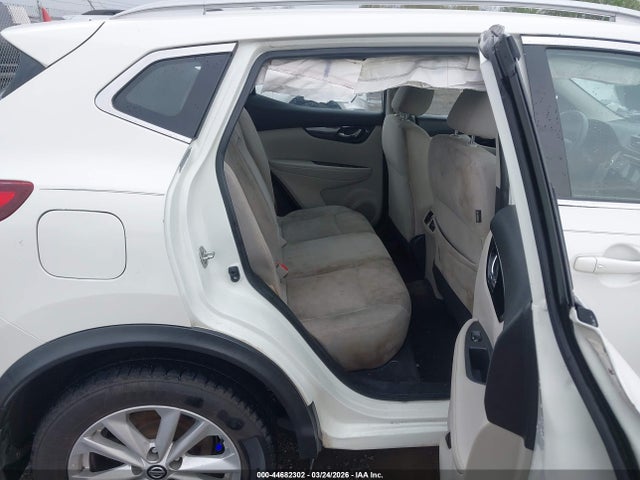 2018 Nissan Rogue Sport Sv მანქანა იყიდება აუქციონზე, vin: JN1BJ1CR5JW286273, აუქციონის ნომერი: 44682302