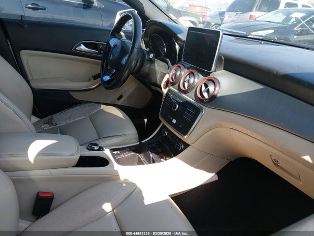 Продажа на аукционе авто 2015 Mercedes-benz Cla 250 4matic, vin: WDDSJ4GB8FN186778, номер лота: 44682338