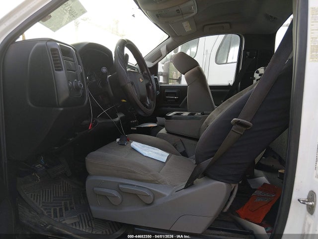 44682350 :رقم المزاد ، 1HTKHPVK3KH863208 vin ، 2019 Chevrolet Silverado 6500hd 1wt مزاد بيع