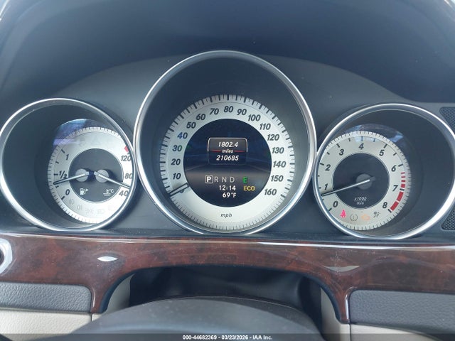 44682369 :رقم المزاد ، WDDGF8AB9ER306747 vin ، 2014 Mercedes-benz C 300 Luxury 4matic مزاد بيع