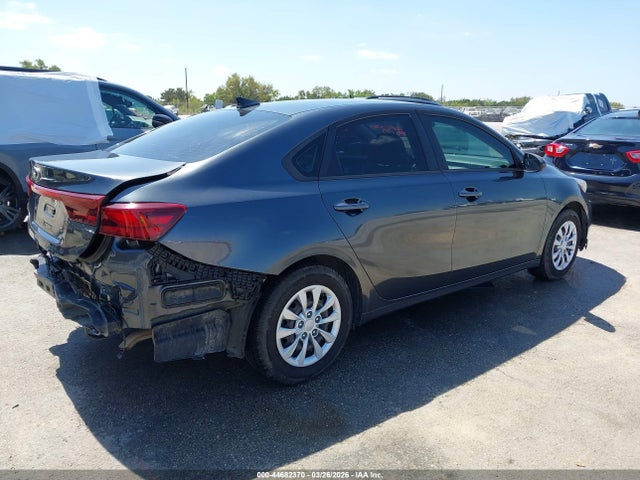 3KPF24AD6KE011477 KIA FORTE FE