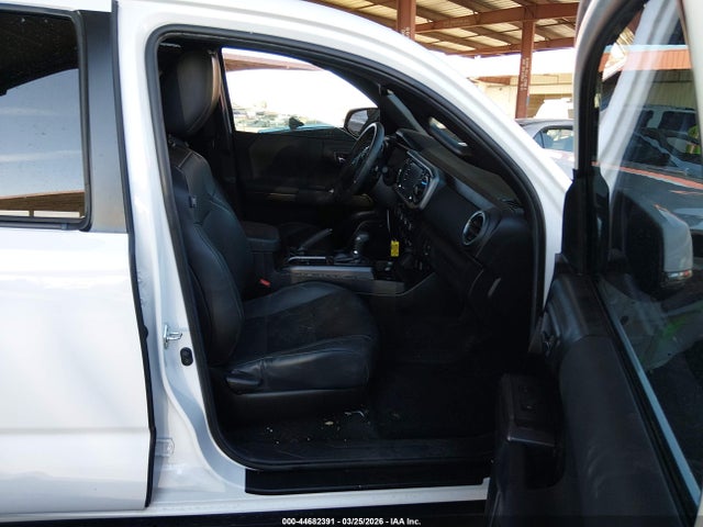 3TMCZ5AN5MM450126 Toyota Tacoma Trd Off-road