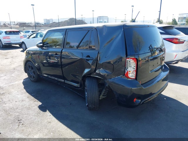 Scion XB 2015 JTLZE4FE7FJ078950 Image 14