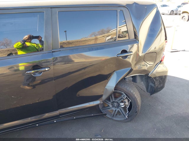 Scion XB 2015 JTLZE4FE7FJ078950 Image 6