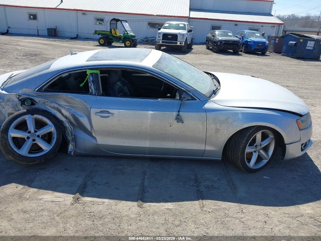 Продажа на аукционе авто 2010 Audi A5 2.0t Premium, vin: WAULFAFRXAA002659, номер лота: 44682411