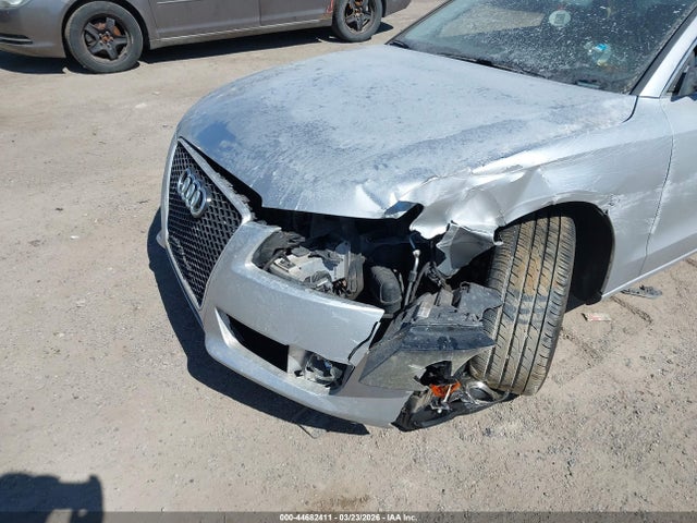 Продажа на аукционе авто 2010 Audi A5 2.0t Premium, vin: WAULFAFRXAA002659, номер лота: 44682411