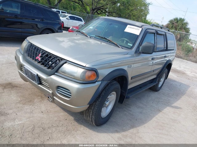 2001 MITSUBISHI MONTERO SPORT JA4LS21H51P031223 Photo 1