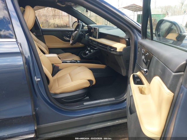 2022 LINCOLN CORSAIR 5LMCJ2DH2NUL27076 Photo 4