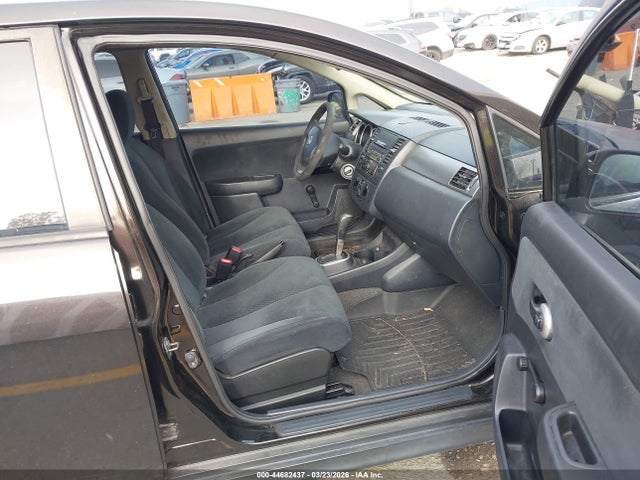 2011 NISSAN VERSA 3N1BC1CP4BL368382 Photo 4