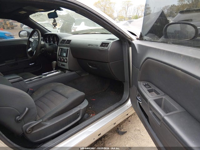 2010 Dodge Challenger Se მანქანა იყიდება აუქციონზე, vin: 2B3CJ4DVXAH305267, აუქციონის ნომერი: 44682461