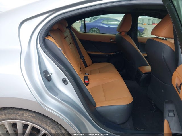 44682477 :رقم المزاد ، JTHDA1D23N5118164 vin ، 2022 Lexus Is 300 مزاد بيع
