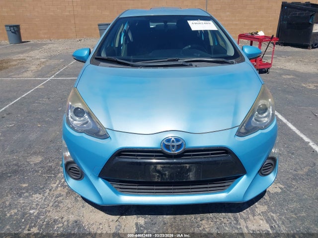Toyota Prius C Three 2015 JTDKDTB3XF1102480 Image 11