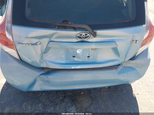 Toyota Prius C Three 2015 JTDKDTB3XF1102480 Image 6