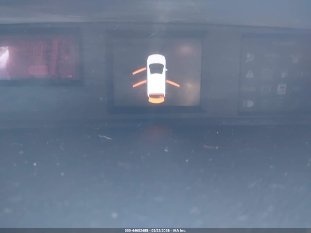 Toyota Prius C Three 2015 JTDKDTB3XF1102480 Image 7